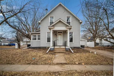 502 W Marion St, Knoxville, IA 50138
