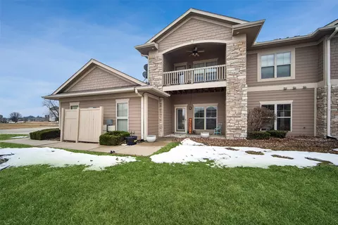2510 NE Oak Dr #3, Ankeny, IA 50021
