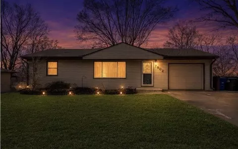 7802 SW 10th Pl, Des Moines, IA 50315