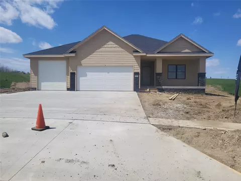 101 Crossroads Ct, Polk City, IA 50226