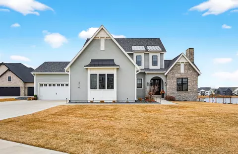 5716 NE Sherman Ct, Ankeny, IA 50021