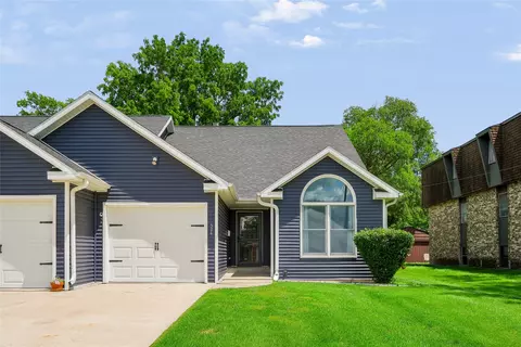 524 E 3rd St S, Newton, IA 50208