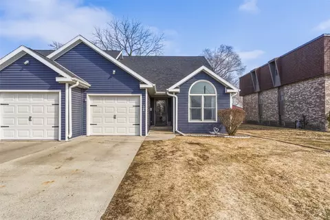 524 E 3rd St S, Newton, IA 50208