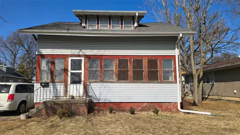 1015 Euclid Ave, Des Moines, IA 50313