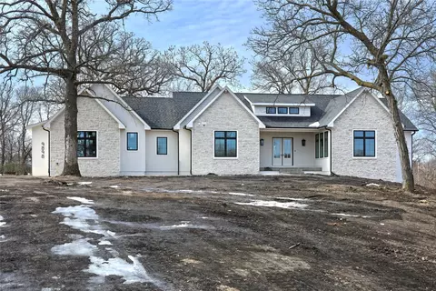 11611 NW Cedar Valley Dr, Grimes, IA 50111