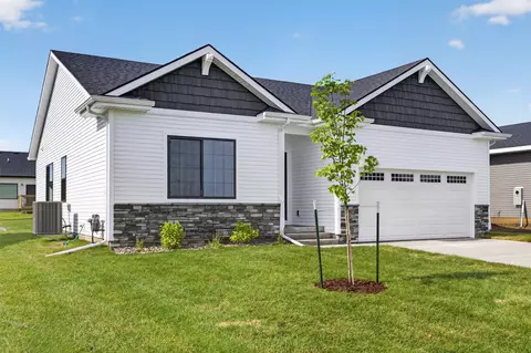 590 NW Atlas Ln, Waukee, IA 50263