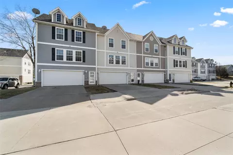 3007 SW Sharmin Ln, Ankeny, IA 50023