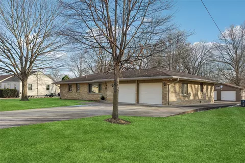1512 Highview Dr, Des Moines, IA 50315