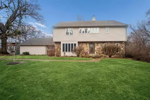 3850 NW 92nd Pl, Polk City, IA 50226