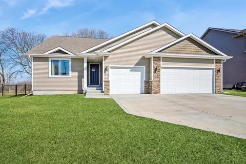 3512 SE 17th St, Ankeny, IA 50021