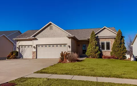 1716 2nd Ave SW, Altoona, IA 50009