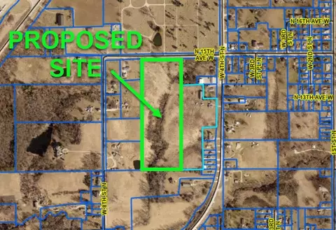 00 N 15th St W, Newton, IA 50208