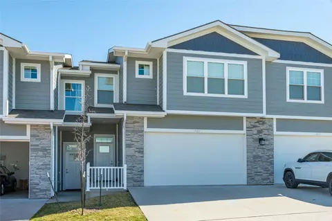 1405 NE Mocking Bird Ln, Grimes, IA 50111