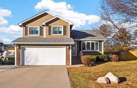 2810 SW Glenbrooke Blvd, Ankeny, IA 50023