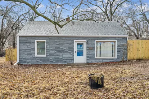 413 E Wall Ave, Des Moines, IA 50315