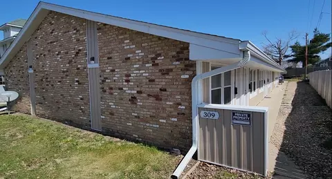 309 N 3rd St, Marshalltown, IA 50158