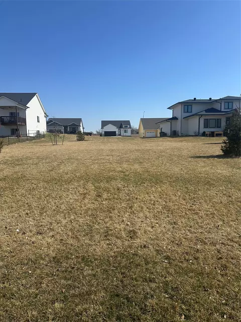 1502 Hackenberry Pl, Granger, IA 50109 photo 3