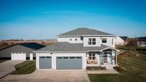 1115 Pleasant St NE, Bondurant, IA 50035