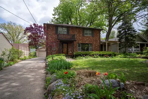 3121 44th St, Des Moines, IA 50310
