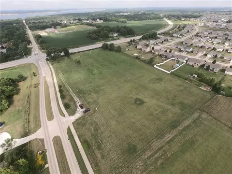 9421 Polk City Dr, Polk City, IA 50226