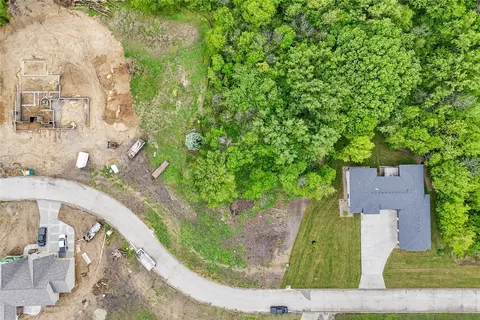 8070 NW 28th Ln, Ankeny, IA 50023