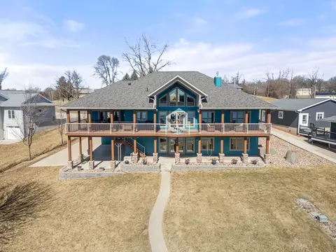 134 Hillcrest Rdg, Montezuma, IA 50171