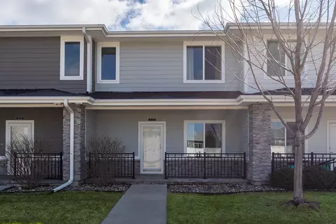 610 SE Westown Pkwy, Waukee, IA 50263