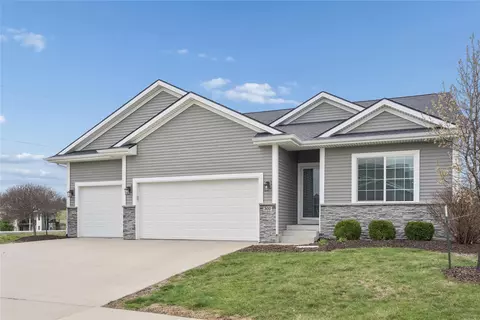 300 NE Tanzanite Ct, Grimes, IA 50111