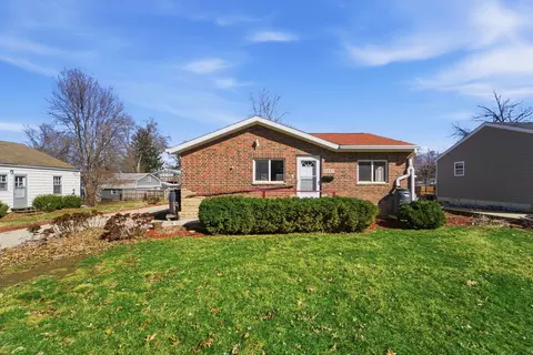 2415 38th St, Des Moines, IA 50310