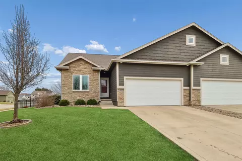 1301 S 13th St, Adel, IA 50003