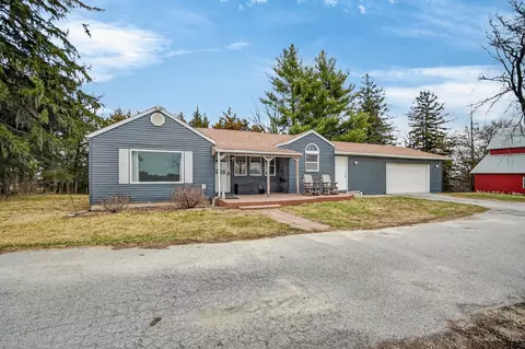 7947 50th Ave, Prole, IA 50229
