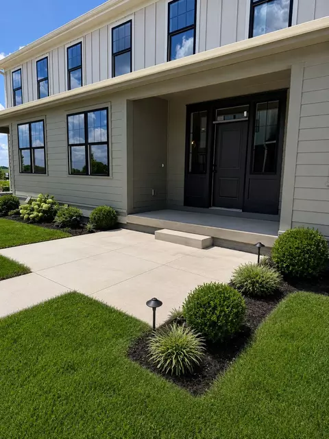 1615 Harvest Sunset Ave, Cumming, IA 50061
