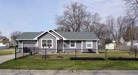 710 N 3rd Ave, Winterset, IA 50273