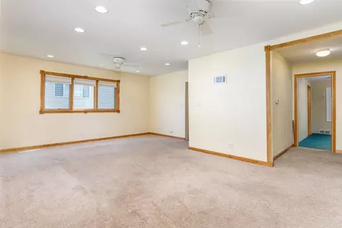 Living - 209 S Kellogg St, Ames, IA 50010 photo 1 of 5
