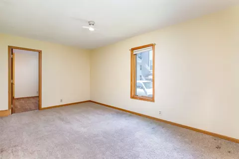 Living - 209 S Kellogg St, Ames, IA 50010 photo 4 of 5