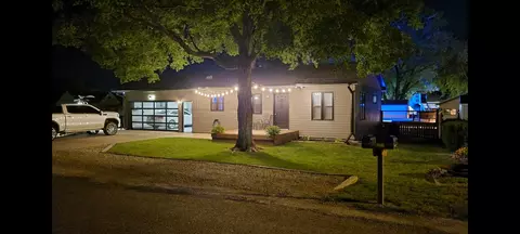 103 NE 4th St, Panora, IA 50216