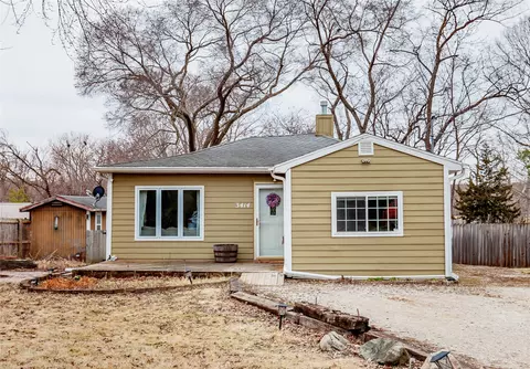 3414 E 35th St, Des Moines, IA 50317