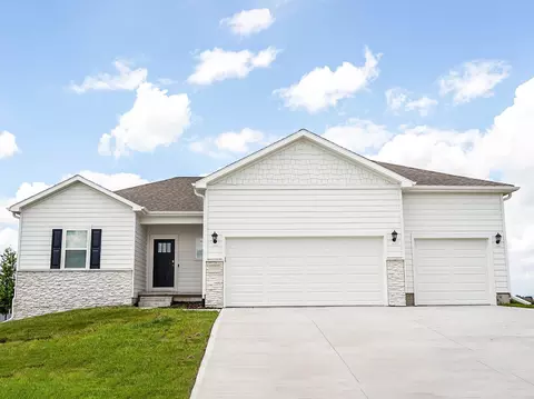 2401 Butler Dr, Adel, IA 50003