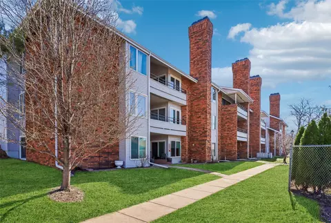 1100 50th St #2206, West Des Moines, IA 50266