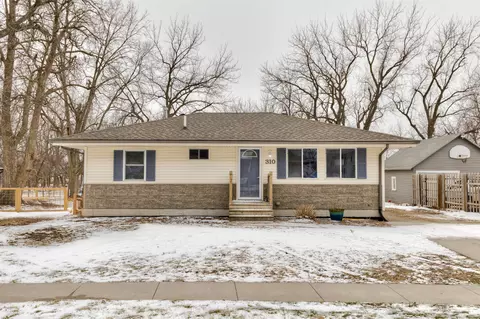 310 2nd St NW, Mitchellville, IA 50169