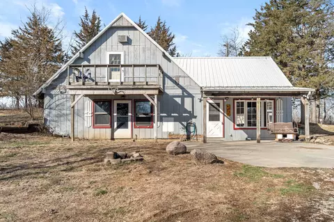 28609 28611 Amarillo Ave, Linden, IA 50146