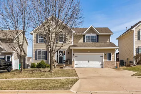 118 S 42nd St, West Des Moines, IA 50265