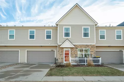 3006 SE Glenstone Dr, Grimes, IA 50111
