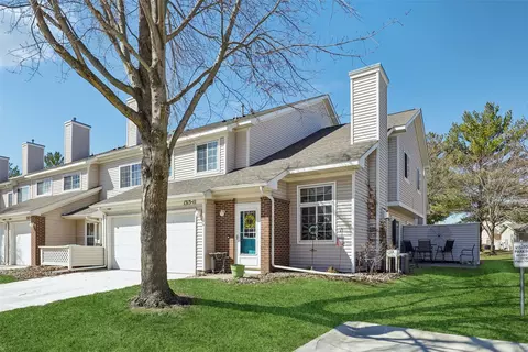 1313 SE Delaware Ave #11, Ankeny, IA 50021