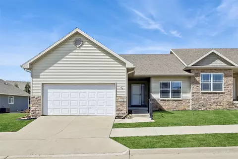 291 Aspen Dr, Norwalk, IA 50211