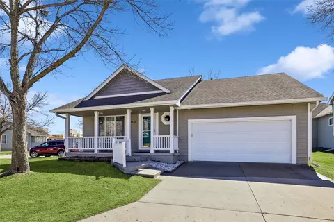 1131 SE Mallard Creek Dr, Ankeny, IA 50021