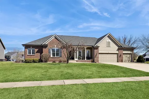 2305 NE Hanover Ct, Ankeny, IA 50021