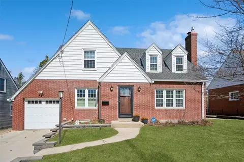 5815 Kingman Ave, Des Moines, IA 50311
