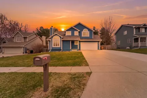 401 Edgewood Ln, Pleasant Hill, IA 50327