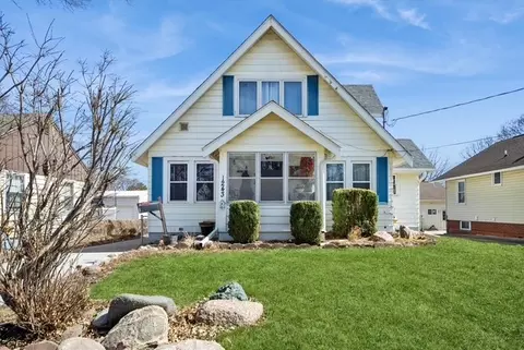 1243 57th St, Des Moines, IA 50311